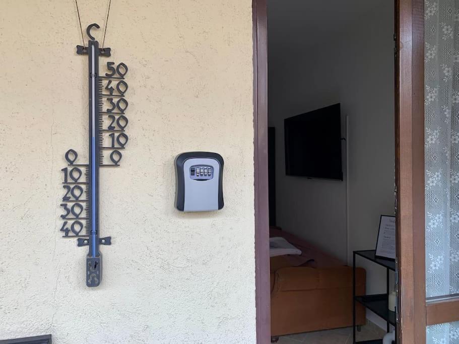 Appartamento Indipendente A Mirafiori Sud Turín Exterior foto